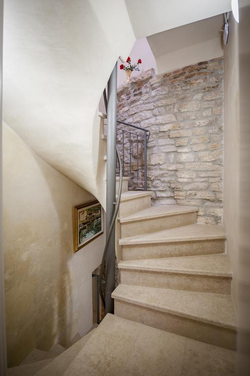 רוביני Residence Marco Polo Centro Storico מראה חיצוני תמונה