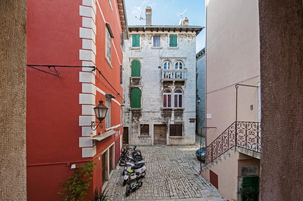 רוביני Residence Marco Polo Centro Storico מראה חיצוני תמונה